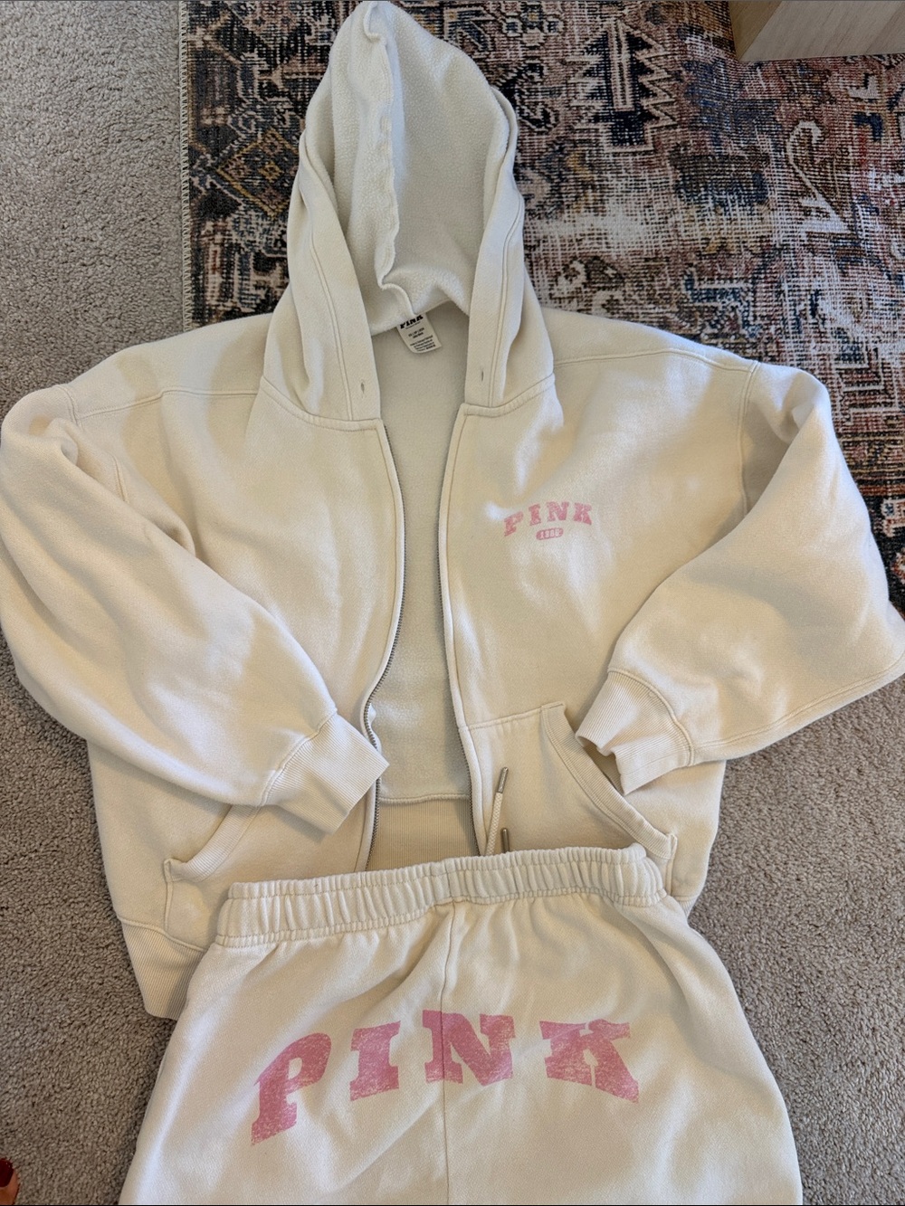 PINK Victoria's Secret Cream set with Pink Logo